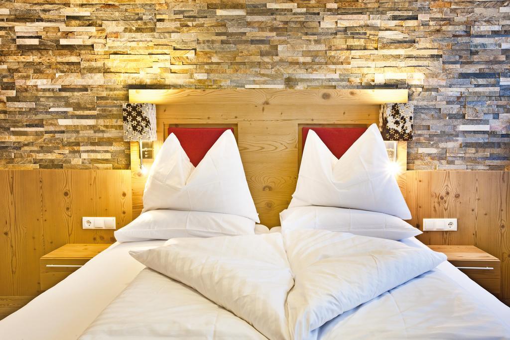 Landhotel Alpenhof Филцмос Стая снимка