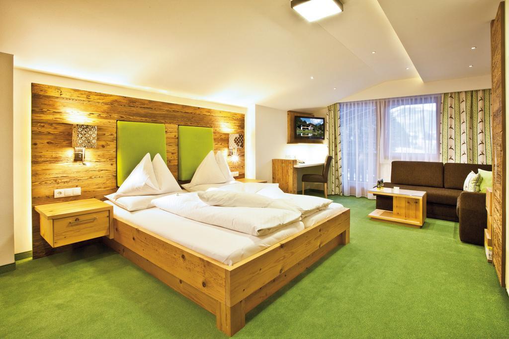 Landhotel Alpenhof Филцмос Стая снимка